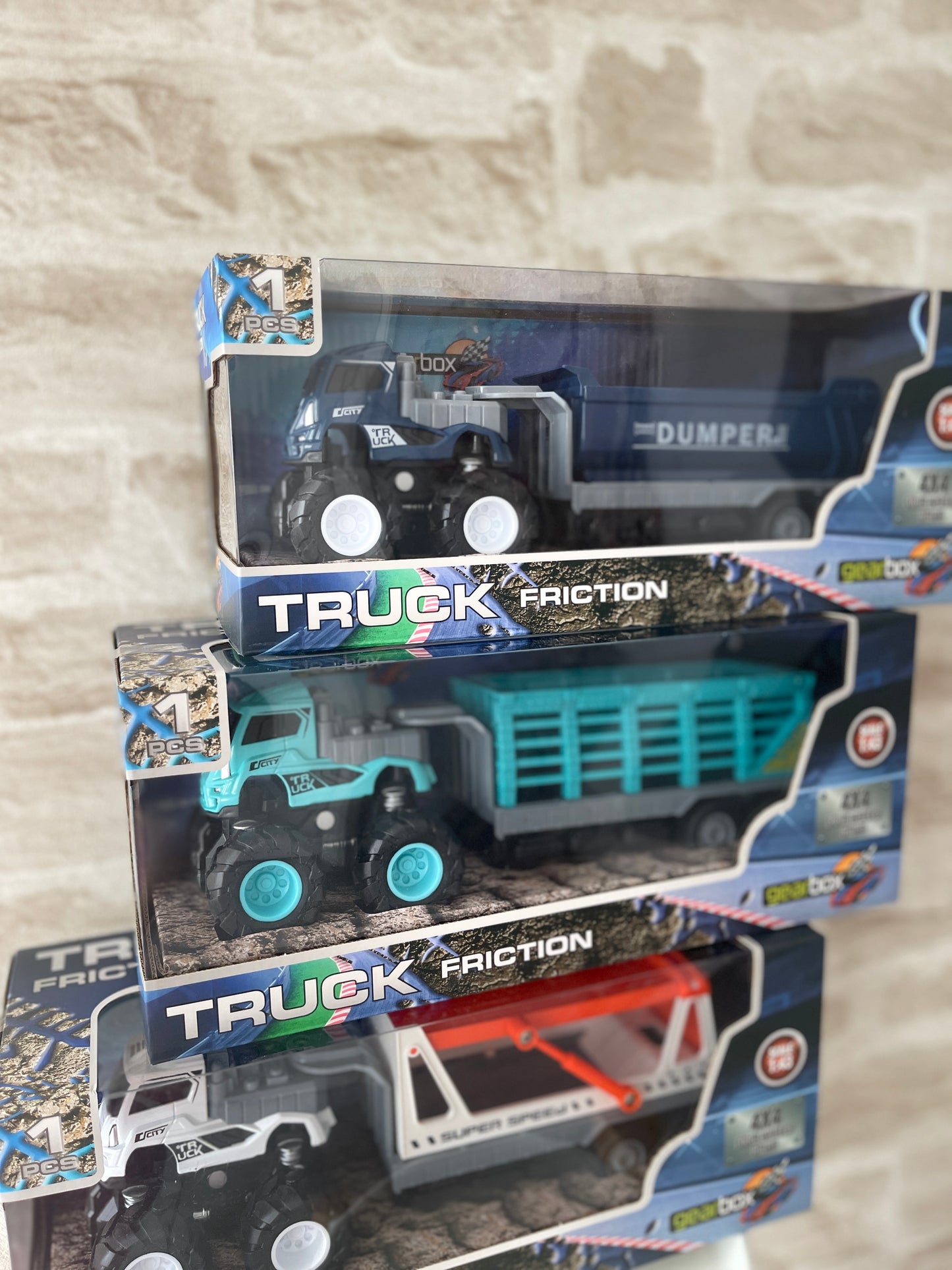 Spielzeug Truck Friction gearbox LKW Scale 1:43